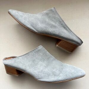 Aquatalia Fife Women 9.5 Gray Suede Textured Pointed Toe Block Heel Italian Mule